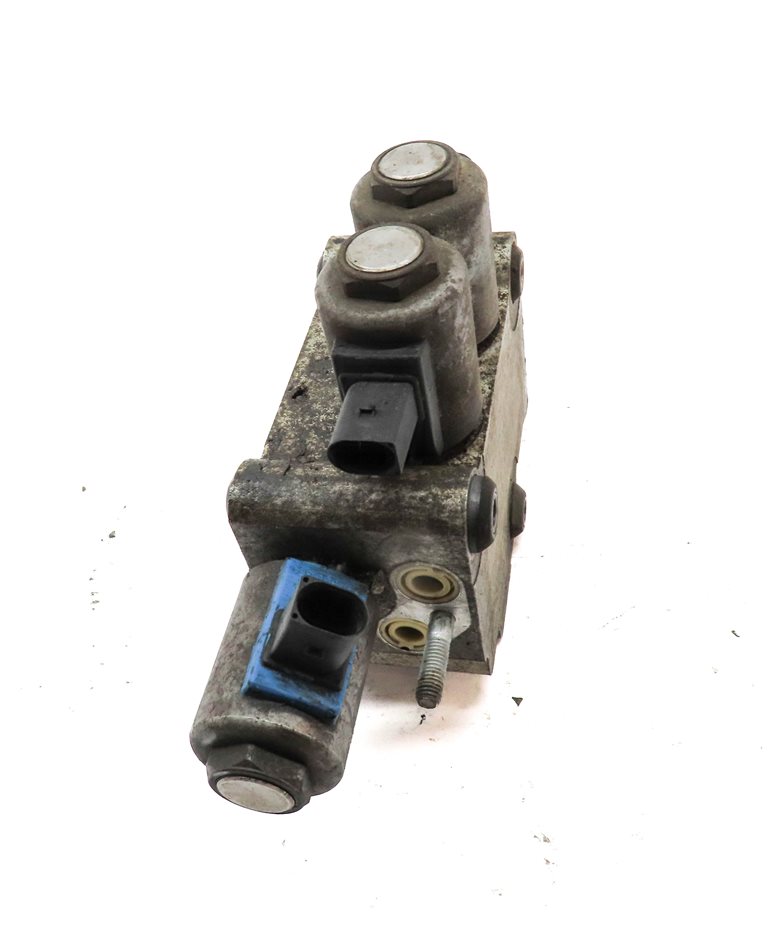Thumbnail 4: 2008 RANGE ROVER SPORT (L320) 4.2L ARC ACTIVE ROLL CONTROL HYDRAULIC VALVE BLOCK