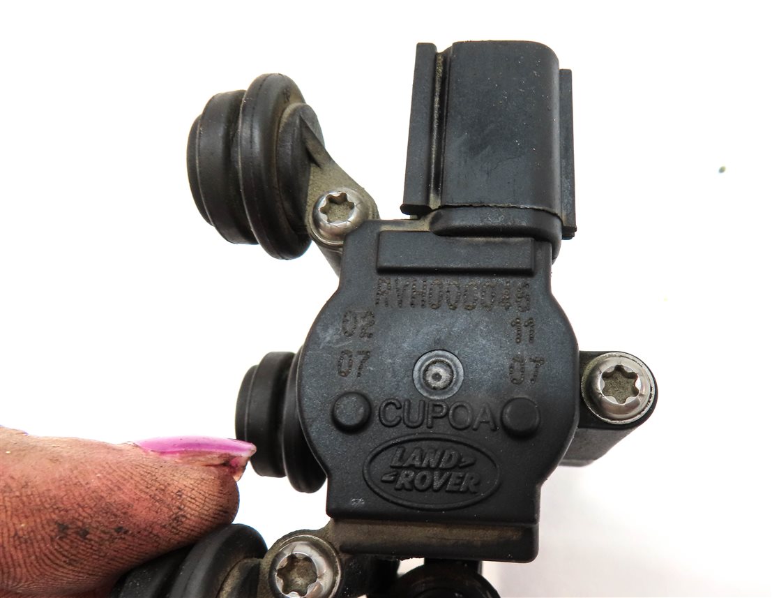 Thumbnail 9: 2008 RANGE ROVER SPORT (L320) AIR SUSPENSION DISTRIBUTION VALVE BLOCK SET-3