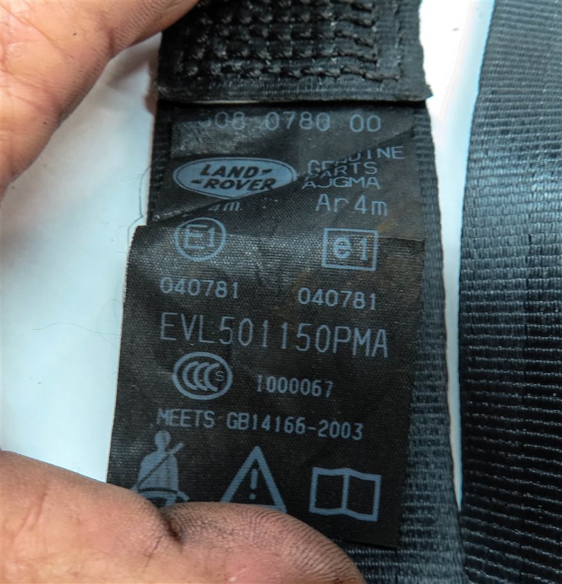 Thumbnail 5: 2008 RANGE ROVER SPORT L320 REAR CENTER 2nd ROW SEAT SEATBELT RETRACTOR (Black)