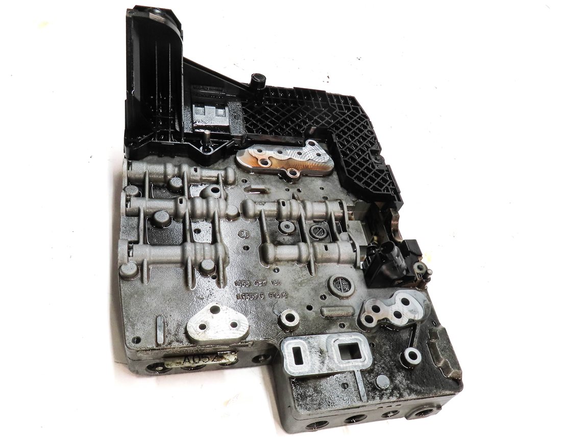 Thumbnail 5: 2006-2009 RANGE ROVER SPORT (L320 L322) 4.2L 6HP-26 AUTO TRANSMISSION VALVE BODY