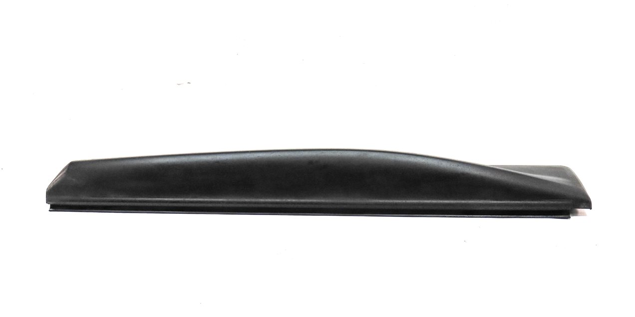 Thumbnail 4: 2008 RANGE ROVER SPORT (L320) FRONT RIGHT PASSENGER DOOR LOWER MOULDING TRIM