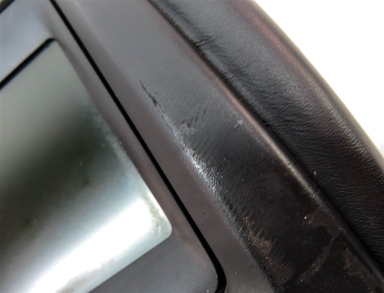 Thumbnail 13: 2008 RANGE ROVER SPORT (L320) FRONT LEFT & RIGHT HEADREST SET w/ SCREEN (Black)