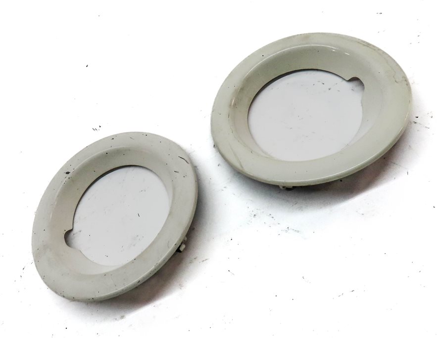 Thumbnail 3: 2008 RANGE ROVER SPORT (L320) FRONT LEFT & RIGHT FOGLIGHT TRIM SET-2 (WHITE)