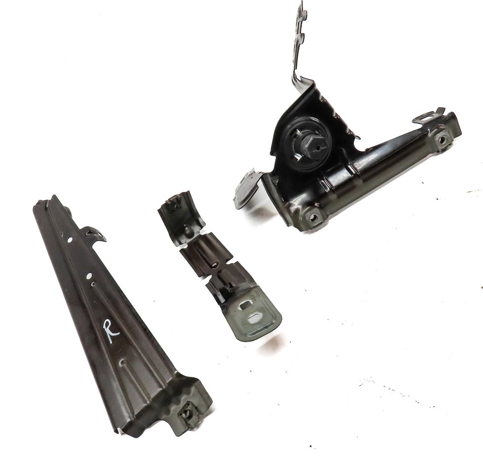 Thumbnail 4: 2015 BMW X3 (F25) FRONT RIGHT PASSENGER FENDER MOUNT MOUNTING BRACKET SET-3