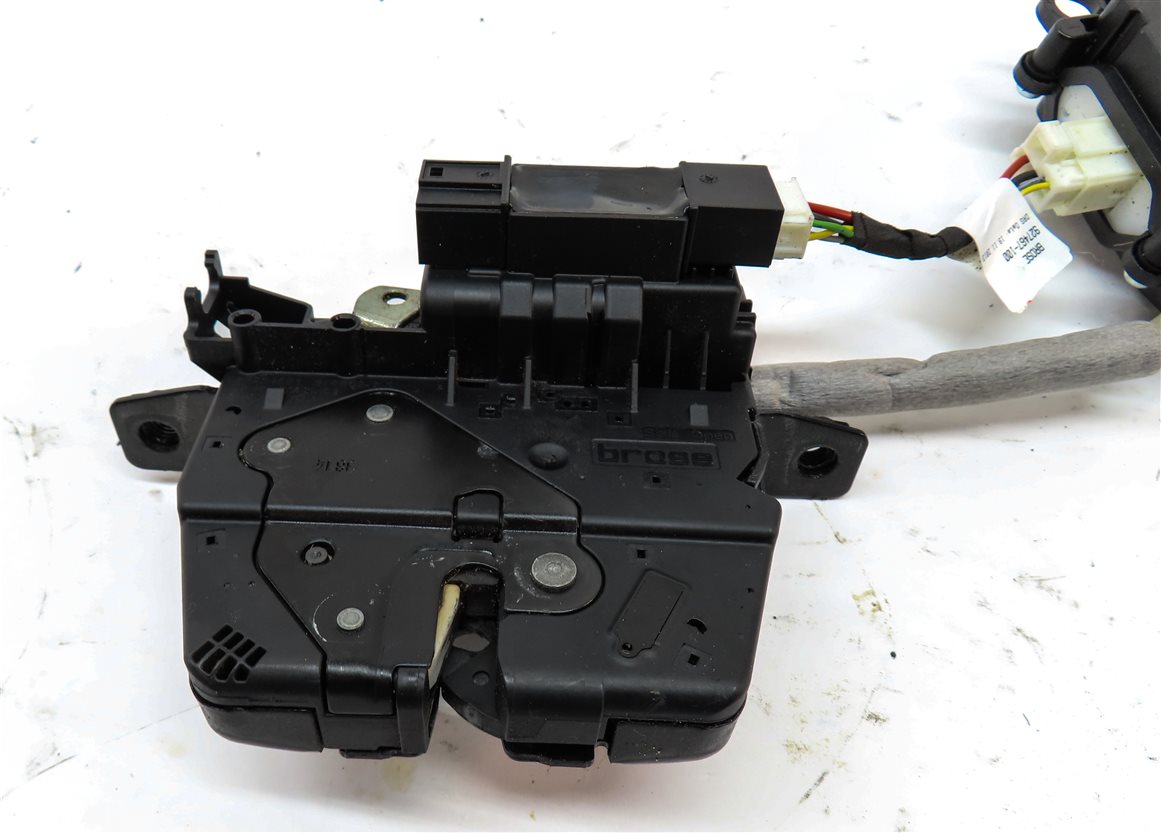 Thumbnail 5: 2015 BMW X3 (F25) REAR TRUNK LOCK LATCH ACTUATOR w/ SOFT CLOSE MOTOR