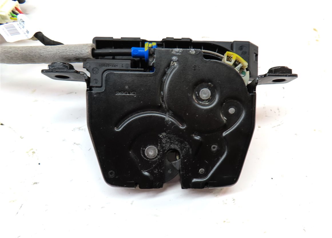 Thumbnail 6: 2015 BMW X3 (F25) REAR TRUNK LOCK LATCH ACTUATOR w/ SOFT CLOSE MOTOR