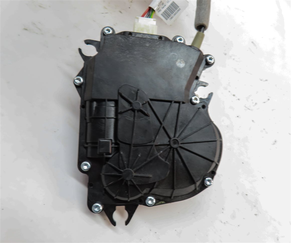 Thumbnail 9: 2015 BMW X3 (F25) REAR TRUNK LOCK LATCH ACTUATOR w/ SOFT CLOSE MOTOR