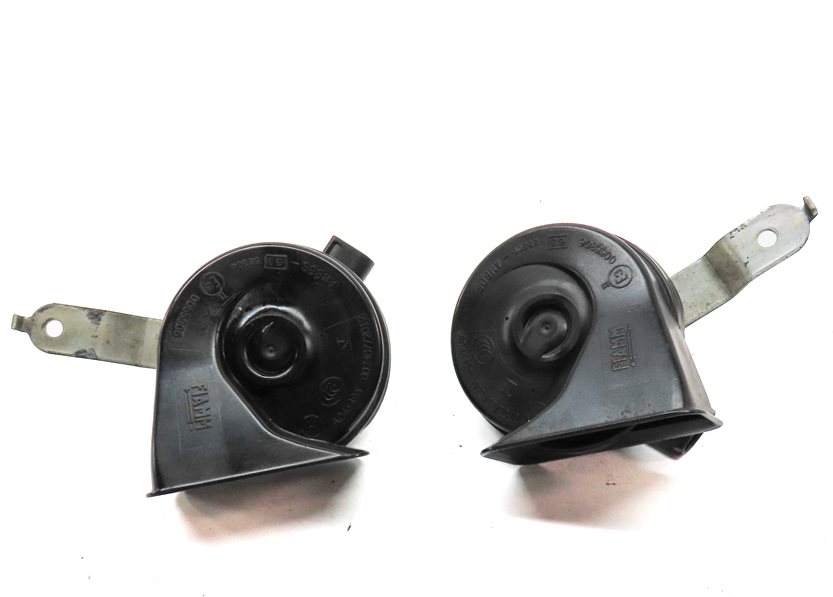 Thumbnail 2: 2011-2018 BMW X3 X4 (F25 F26) HIGH & LOW TONE SAFETY HORN SET-2