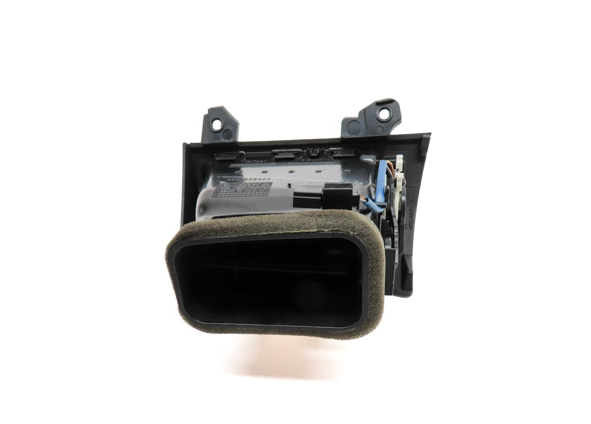 Thumbnail 4: 2015 BMW X3 (F25) FRONT LEFT DRIVER DASH OUTER HEATER A/C AIR VENT