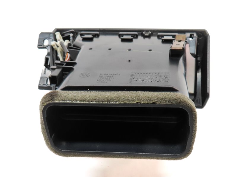 Thumbnail 4: 2015 BMW X3 (F25) FRONT RIGHT PASSENGER OUTER DASH HEATER A/C AIR VENT