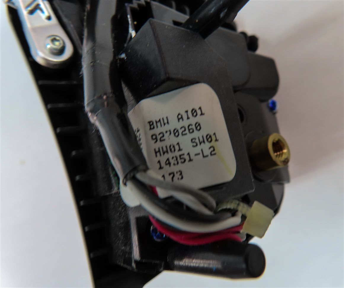 Thumbnail 6: 2015 BMW X3 (F25) SPORT STEERING WHEEL PHONE CRUISE SWITCH BUTTON SET w/ TRIM