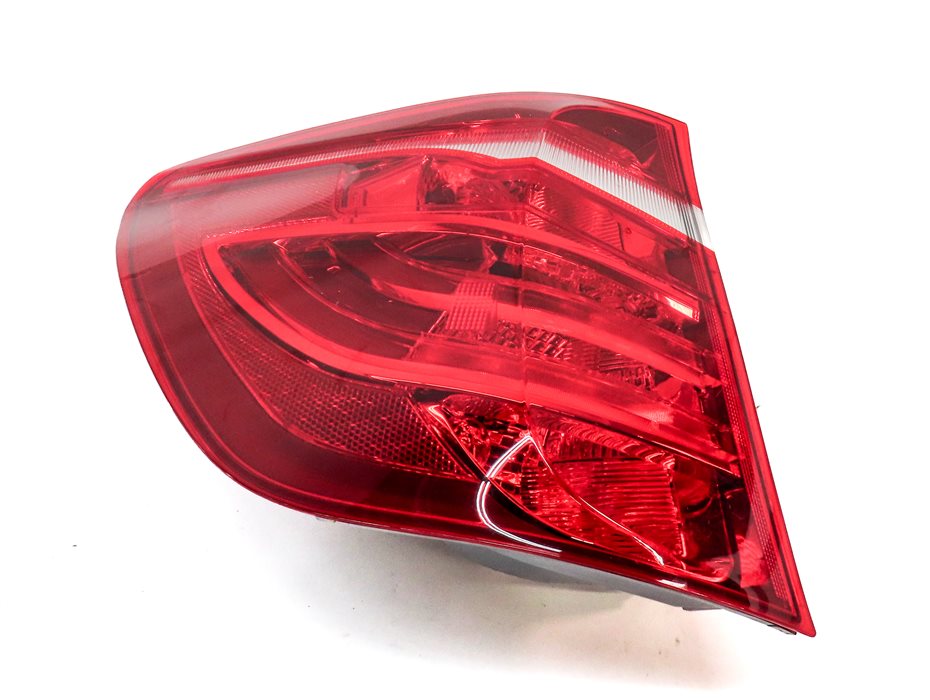 Thumbnail 3: 11-17 BMW X3 (F25) LEFT DRIVER REAR OUTER TAILLIGHT BRAKE LIGHT LAMP (OPT. 522)