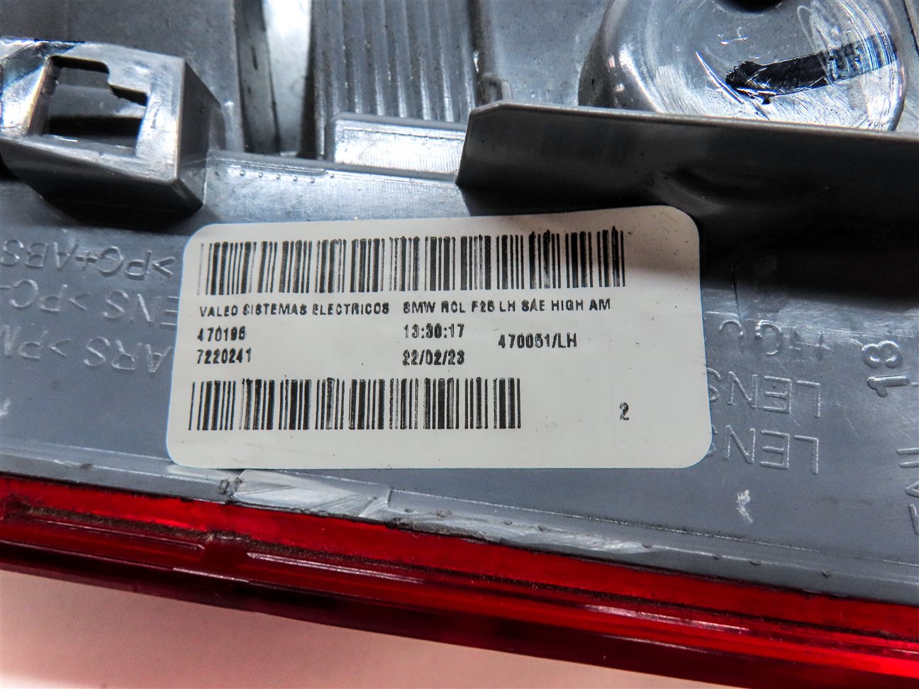 Thumbnail 6: 11-17 BMW X3 (F25) LEFT DRIVER REAR OUTER TAILLIGHT BRAKE LIGHT LAMP (OPT. 522)