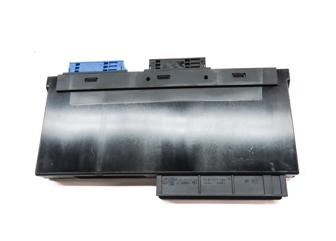 Thumbnail 5: 2015-2018 BMW X3 X4 (F25 F26) MAIN JUNCTION POWER BODY CONTROL MODULE