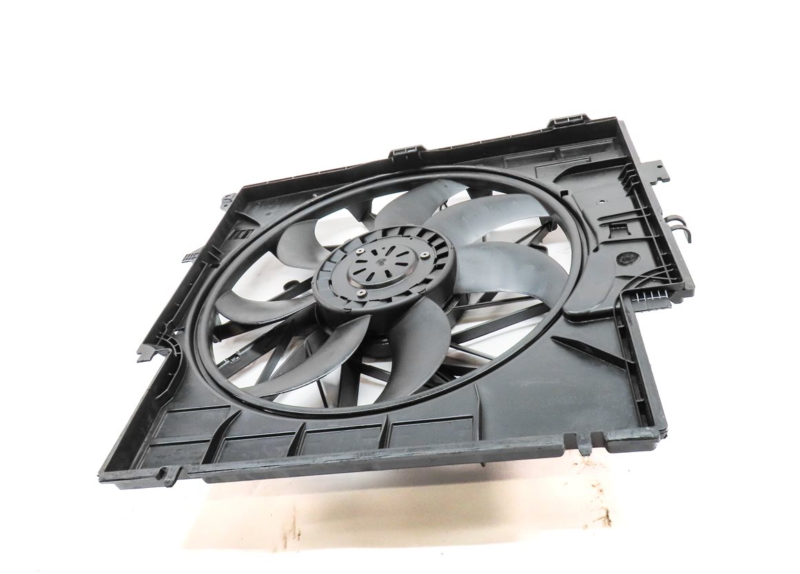 Thumbnail 2: 11-18 BMW X3 X4 (F25 F26) 3.0L N55 TURBO ENGINE 600 WATT RADIATOR COOLING FAN