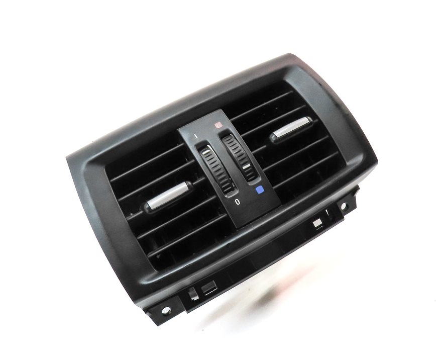 Thumbnail 3: 2015 BMW X3 (F25) REAR CENTER CONSOLE HEATER A/C AIR VENT