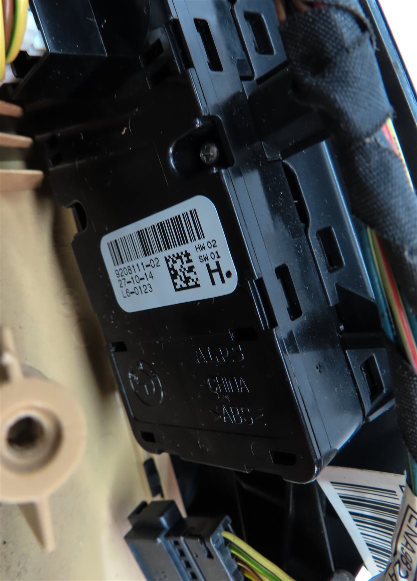 Thumbnail 8: 2015 BMW X3 (F25) LEFT DRIVER DOOR MASTER POWER WINDOW SWITCH BUTTON (BEIGE)