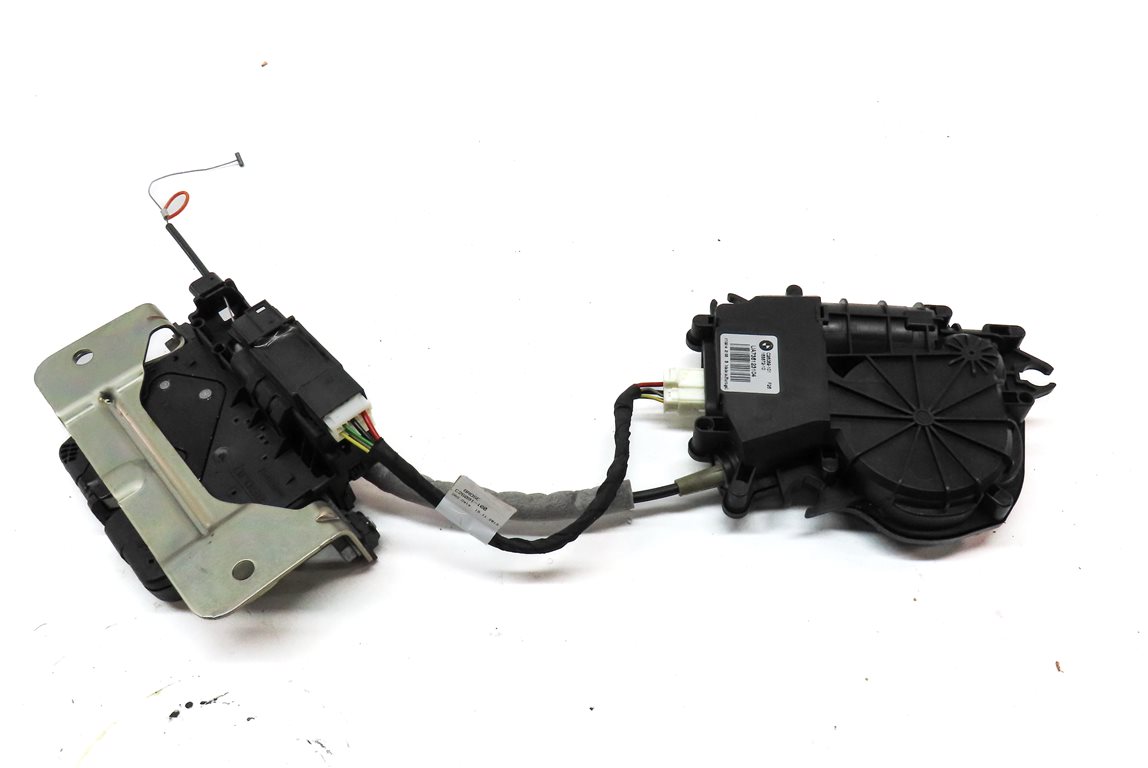 Thumbnail 4: 2015 BMW X4 (F26) REAR LIFTGATE SOFT CLOSE ASSIST TRUNK LOCK LATCH ACTUATOR