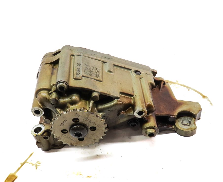Thumbnail 2: 2015 BMW X4 (F26) 3.0L (N55) ENGINE OIL PUMP FLUID PAN PUMP w/ SPROCKET