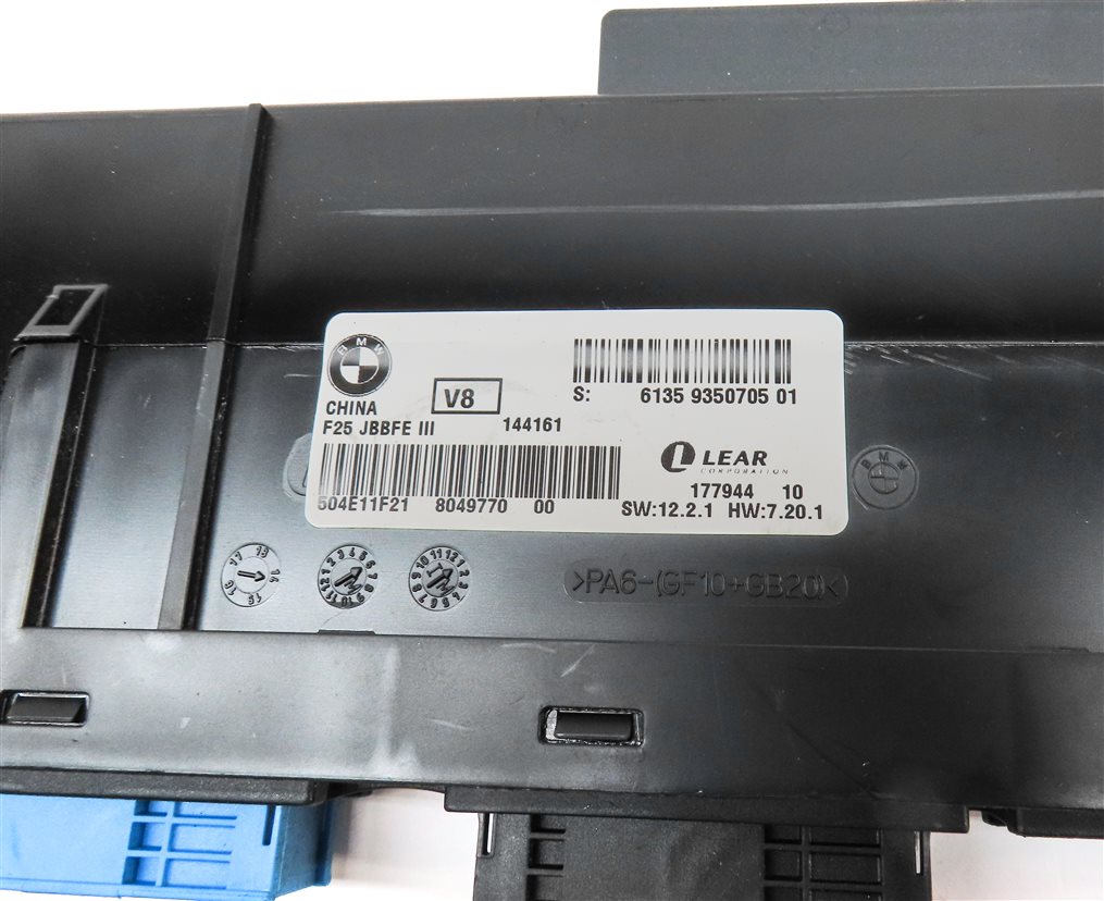 Thumbnail 4: 2015-2018 BMW X3 X4 (F25 F26) MAIN JUNCTION POWER BODY CONTROL MODULE