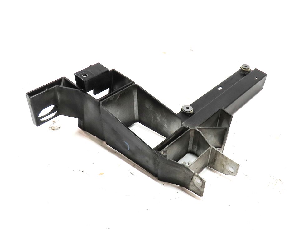 2015 BMW X4 (F26) FRONT LEFT DRIVER HEADLIGHT SUPPORT MOUNT MOUNTING BRACKET