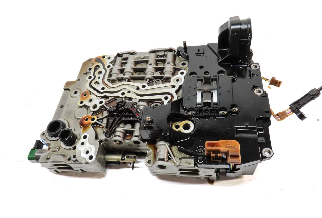 Thumbnail 2: 15-18 BMW X3 X4 X5 X6 (F15 F16 F25 F26) 8HP-45 A/T AUTO TRANSMISSION VALVE BODY