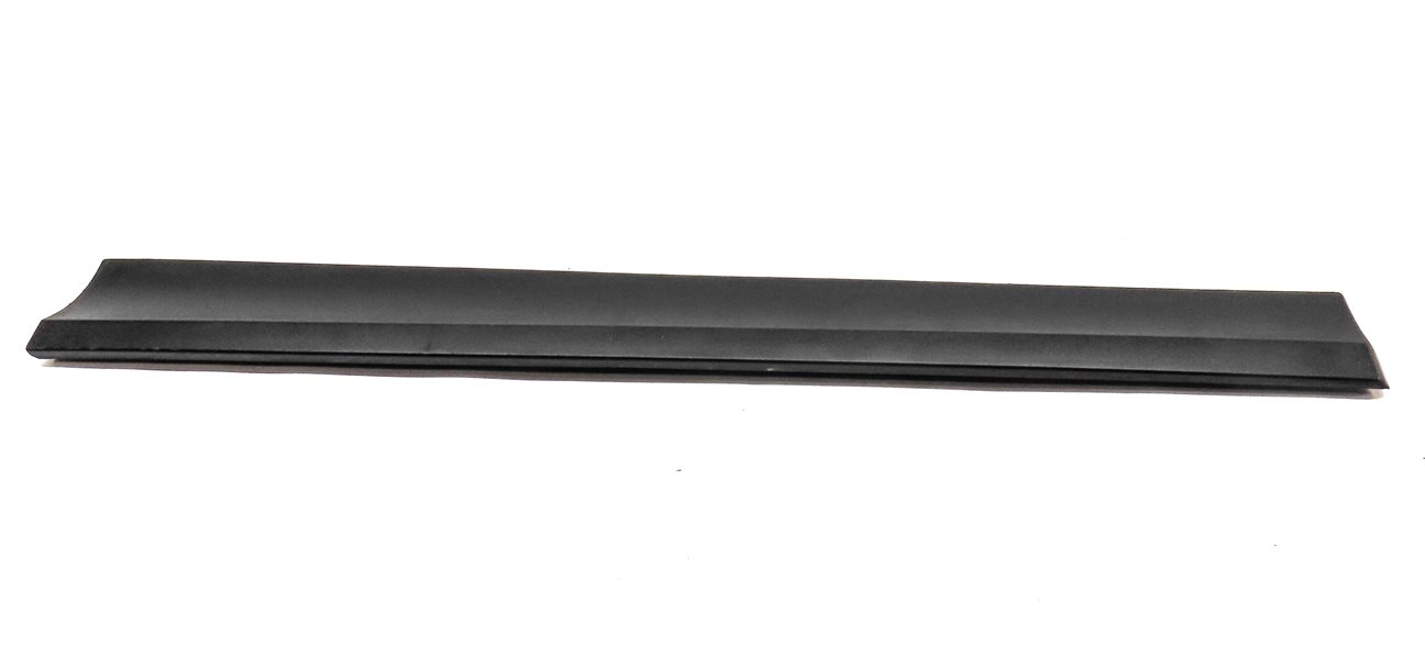Thumbnail 4: 11-18 BMW X3 X4 (F25 26) FRONT LEFT LOWER DOOR MOULDING TRIM (w/o M or X-LINE)