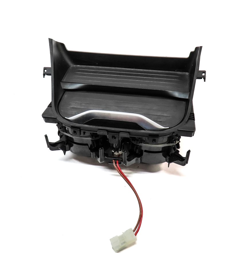 Thumbnail 2: 2015 BMW X4 (F26) FRONT CENTER CONSOLE CUP HOLDER DRINK HOLDER w ROLL TOP LID