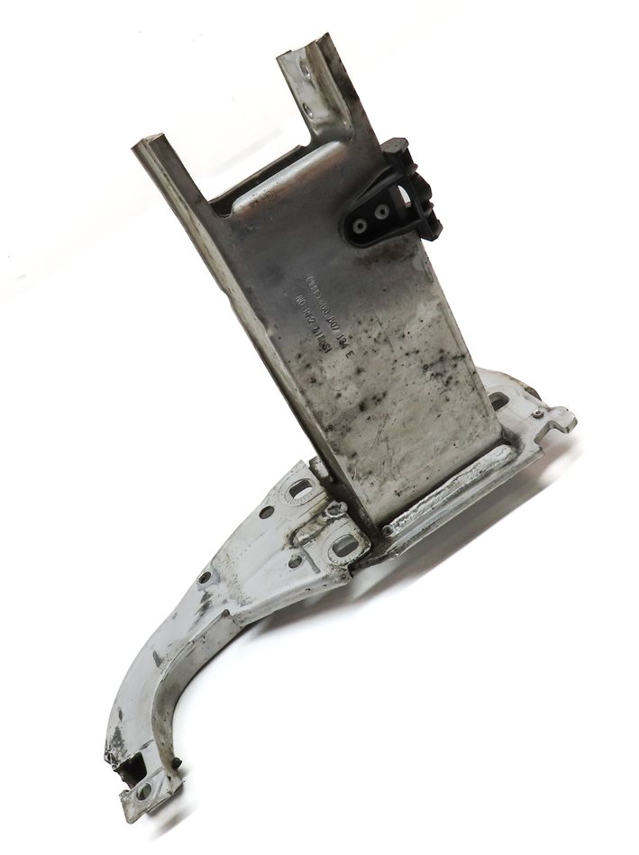 Thumbnail 3: 12-18 AUDI A6 A7 S6 S7 RS7 (C7 4G8) FRONT RIGHT PASSENGER BUMPER MOUNT BRACKET