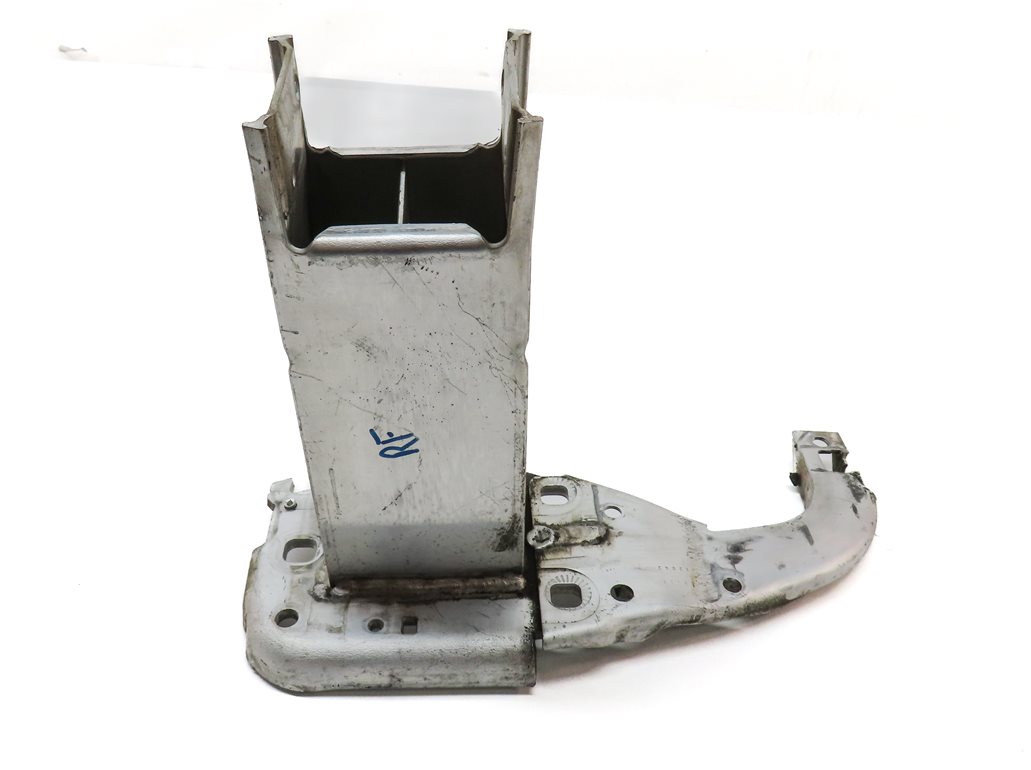 Thumbnail 4: 12-18 AUDI A6 A7 S6 S7 RS7 (C7 4G8) FRONT RIGHT PASSENGER BUMPER MOUNT BRACKET