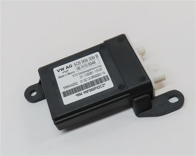 Thumbnail 3: 2013 AUDI A6 (C7) FRONT RIGHT PASSENGER SEAT OCCUPANCY SENSOR MODULE
