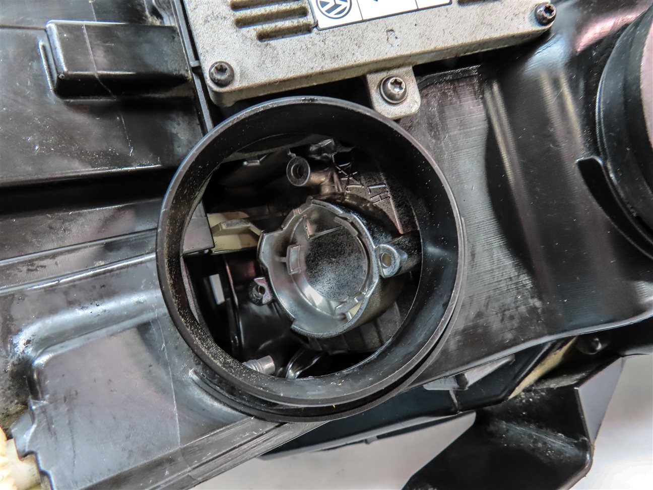 Thumbnail 11: 2012-2015 AUDI A6 (C7) RIGHT PASSENGER XENON HID HEADLIGHT LIGHT LAMP (NON AFS)