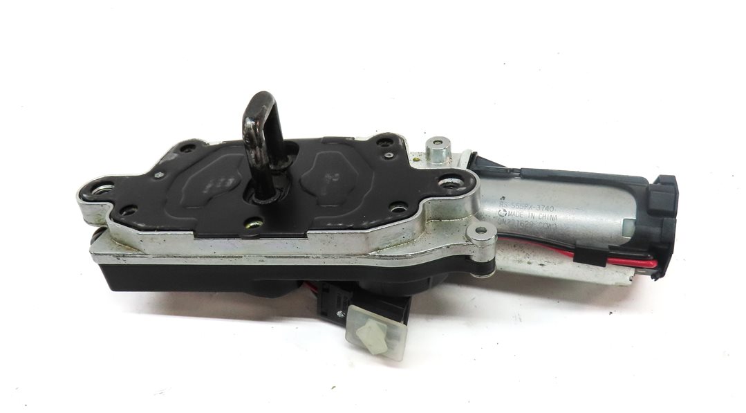Thumbnail 6: 2012 BMW X5 (E70) REAR TRUNK GATE TAILGATE SOFT CLOSE ASSIST ACTUATOR MOTOR