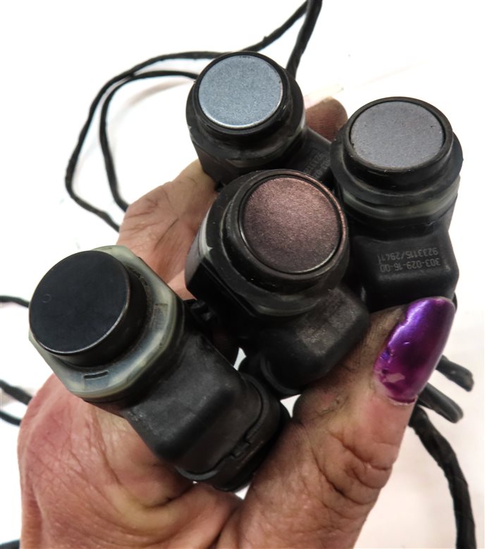 Thumbnail 5: 2012 BMW X5 (E70) REAR PDC PARK ASSIST DISTANCE SENSOR SET-4 w/ HARNESS (Grey)