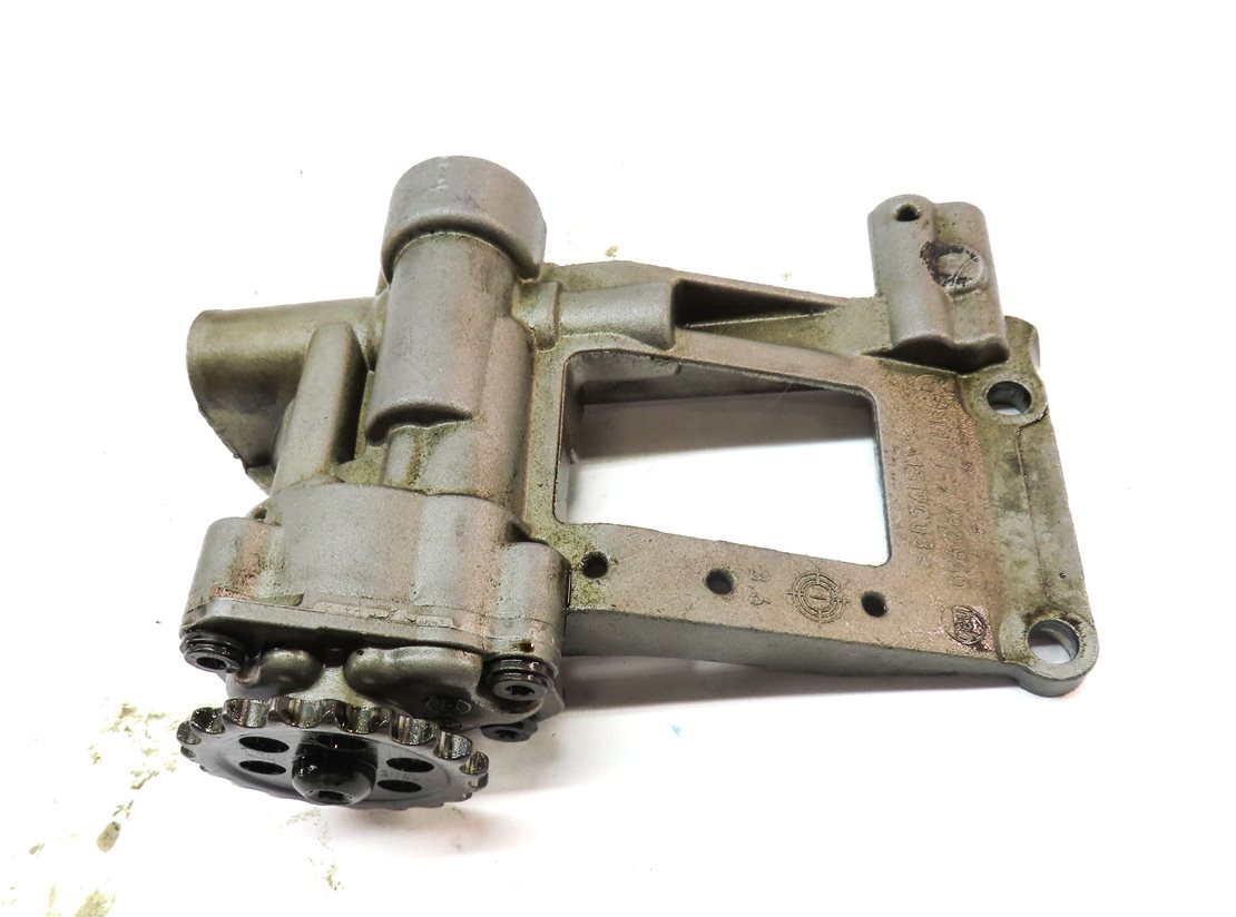 Thumbnail 6: 2012 BMW X5 (E70) 3.0L M57 DIESEL ENGINE OIL PUMP OIL FLUID PUMP