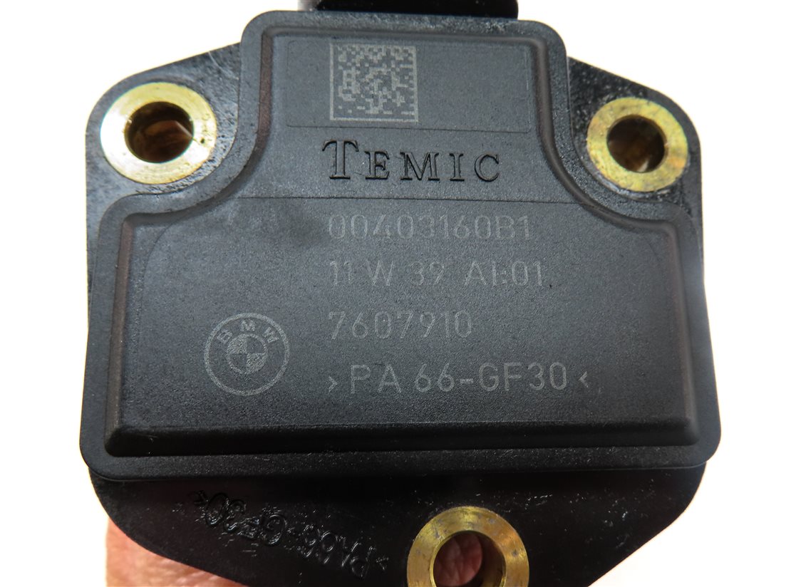 Thumbnail 6: 2012 BMW X5 (E70) 3.0L M57 DIESEL ENGINE OIL PAN OIL LEVEL SENSOR SENDER