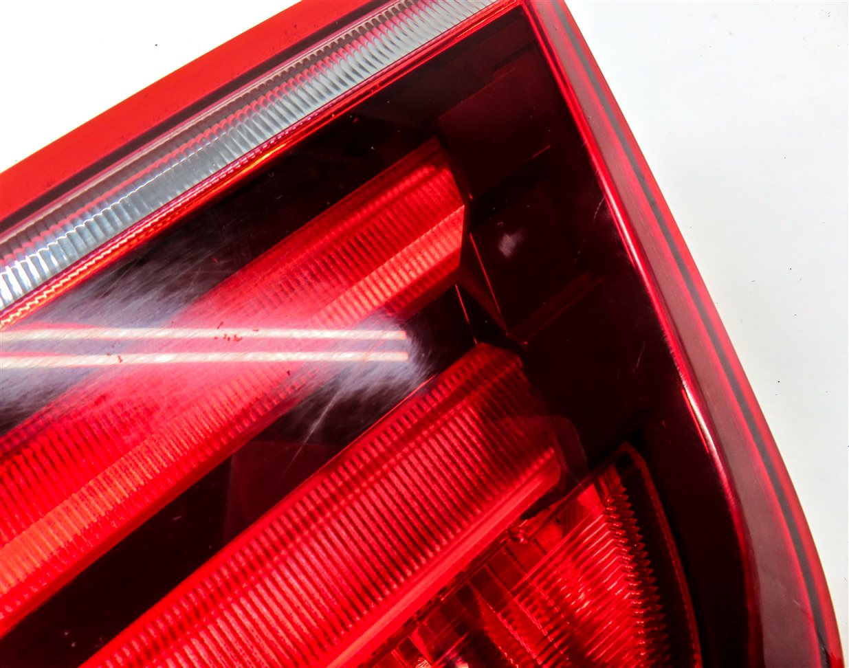 Thumbnail 8: 11-13 BMW X5 X5M (E70) LEFT DRIVER INNER TAILLIGHT LIGHT LAMP (INCANDESCENT)