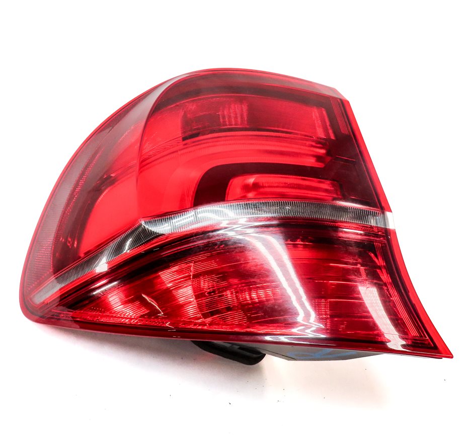 Thumbnail 3: 2011-2013 BMW X5 X5M (E70) RIGHT PASSENGER REAR OUTER TAILLIGHT BRAKE LIGHT LAMP