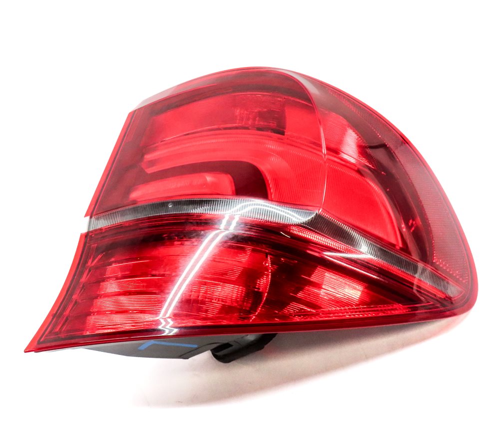 Thumbnail 3: 2011-2013 BMW X5 X5M (E70) LEFT DRIVER REAR OUTER TAILLIGHT BRAKE LIGHT LAMP
