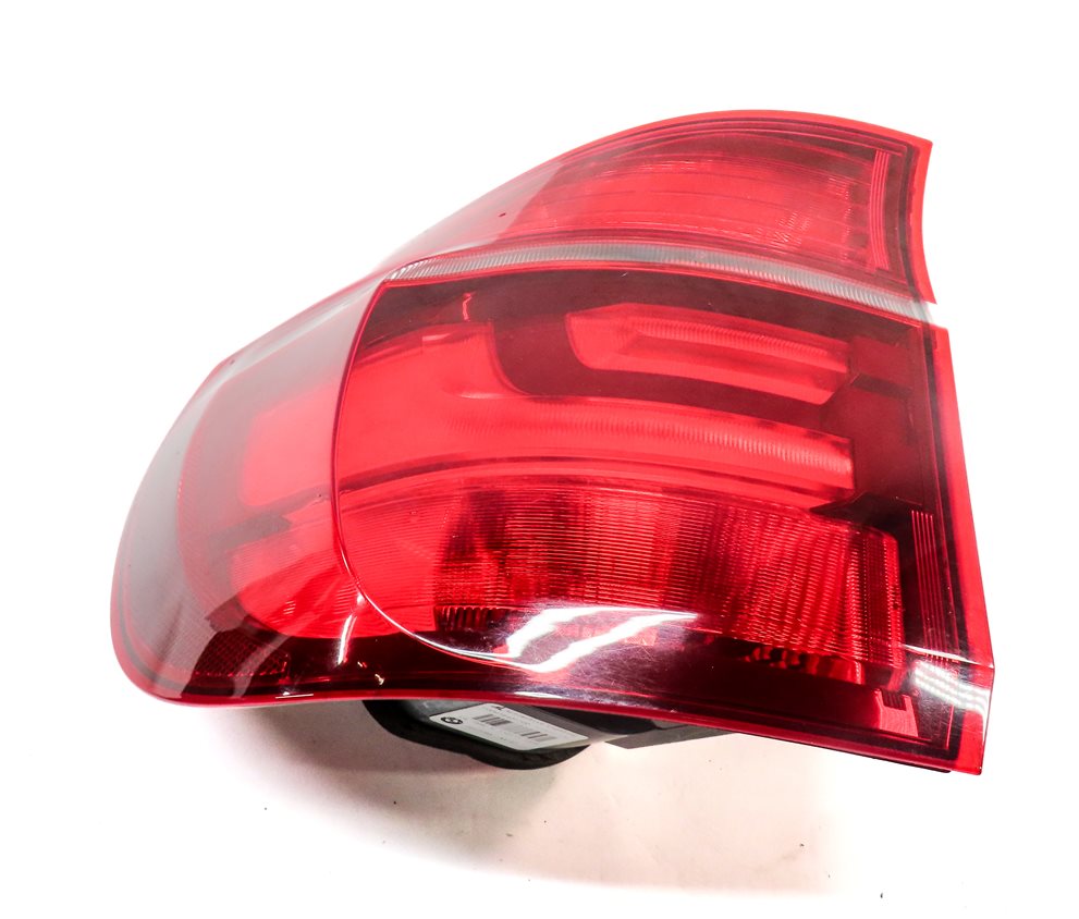 Thumbnail 5: 2011-2013 BMW X5 X5M (E70) LEFT DRIVER REAR OUTER TAILLIGHT BRAKE LIGHT LAMP