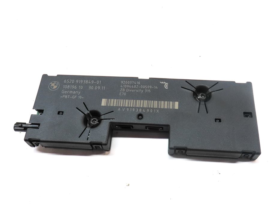 Thumbnail 2: 2012 BMW X5 (E70) RADIO STEREO DIVERSITY ANTENNA AMP AMPLIFIER MODULE