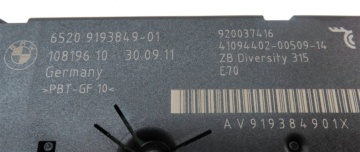 Thumbnail 4: 2012 BMW X5 (E70) RADIO STEREO DIVERSITY ANTENNA AMP AMPLIFIER MODULE
