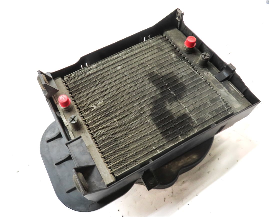 Thumbnail 3: 2008-2014 BMW X5 X5M X6 X6M (E70 E71) 3.0L / 4.4L TWIN TURBO AUXILIARY RADIATOR