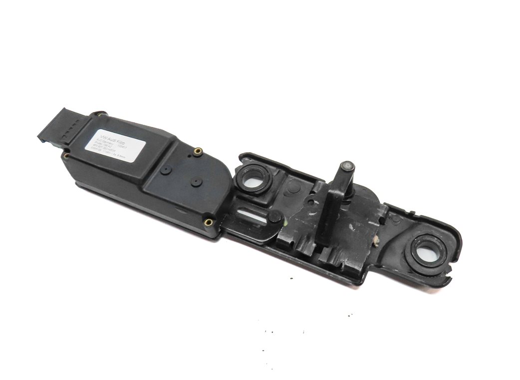 Thumbnail 1: 2018 AUDI Q3 (8U) REAR TRUNK LOCK LATCH HATCH GATE LID STRIKER PLATE