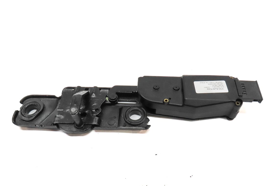 Thumbnail 5: 2018 AUDI Q3 (8U) REAR TRUNK LOCK LATCH HATCH GATE LID STRIKER PLATE
