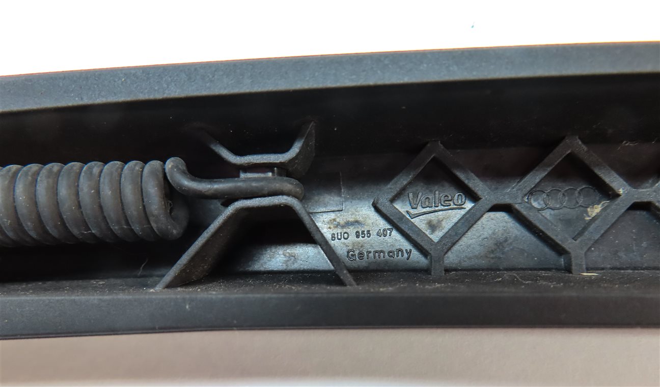 Thumbnail 5: 2015-2018 AUDI Q3 (8U) TRUNK HATCH GATE REAR WIPER ARM