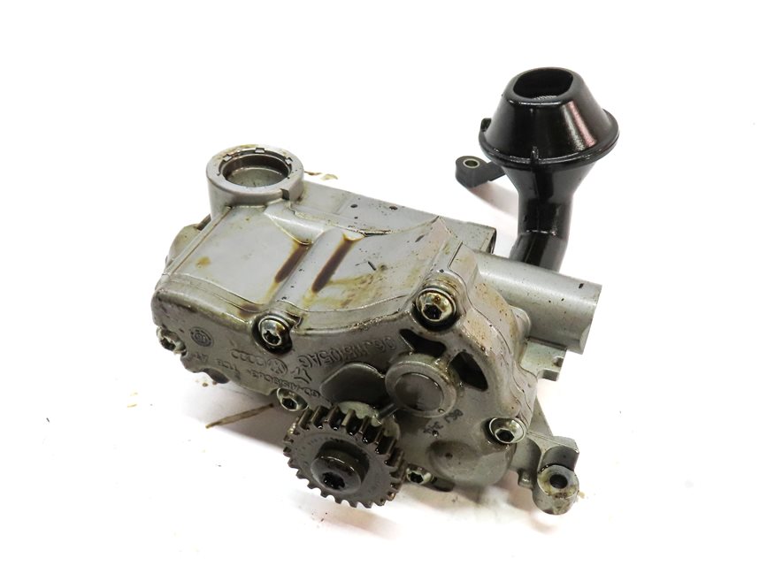2018 AUDI Q3 (8U) 2.0L CCTA TURBO ENGINE OIL PUMP w/ PICKUP TUBE