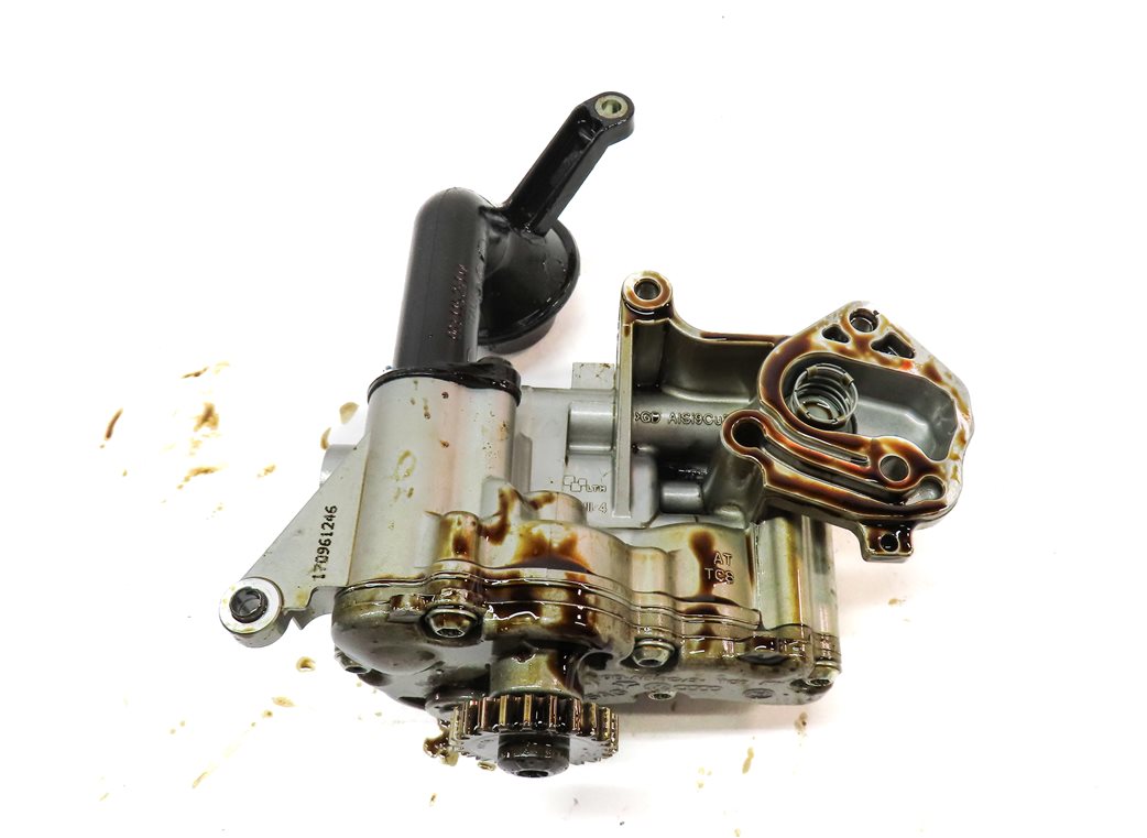 Thumbnail 6: 2018 AUDI Q3 (8U) 2.0L CCTA TURBO ENGINE OIL PUMP w/ PICKUP TUBE