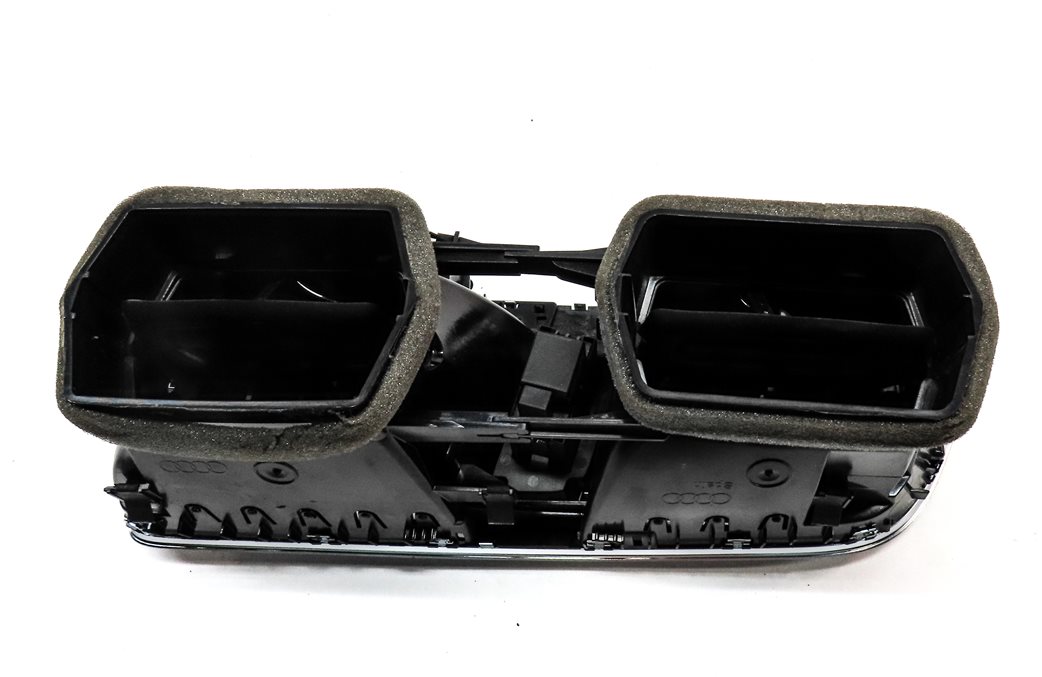 Thumbnail 4: 2018 AUDI Q3 (8U) FRONT CENTER DASH DUAL HEATER A/C AIR VENT