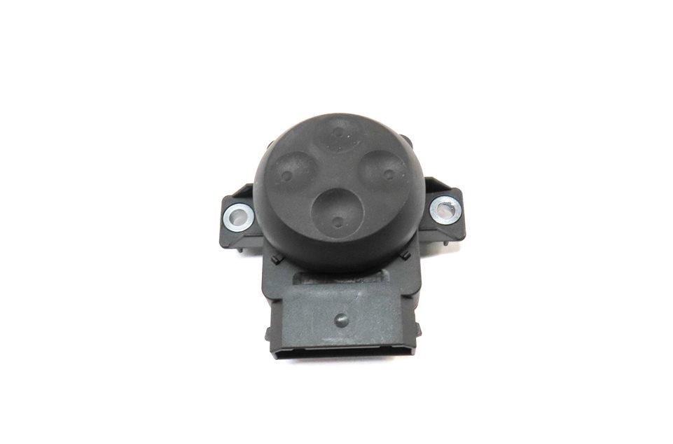 Thumbnail 4: 2018 AUDI Q3 (8U) FRONT LEFT DRIVER SEAT ADJUSTMENT LUMBAR ADJUST SWITCH BUTTON